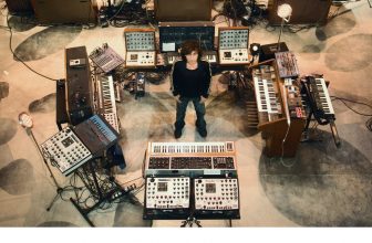 música electronica video Jean